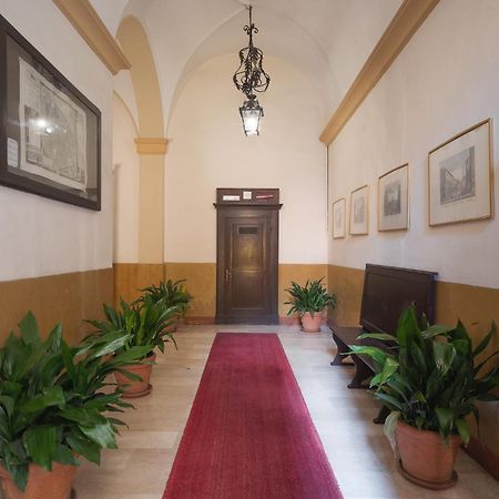 Lussuoso Appartamento Nel Cuore Del Centro Storico Bolonha Exterior foto