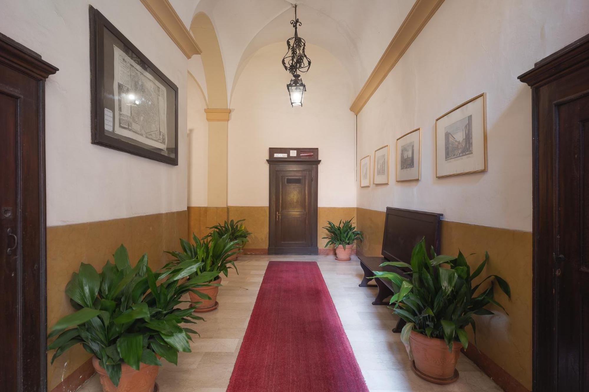 Lussuoso Appartamento Nel Cuore Del Centro Storico Bolonha Exterior foto